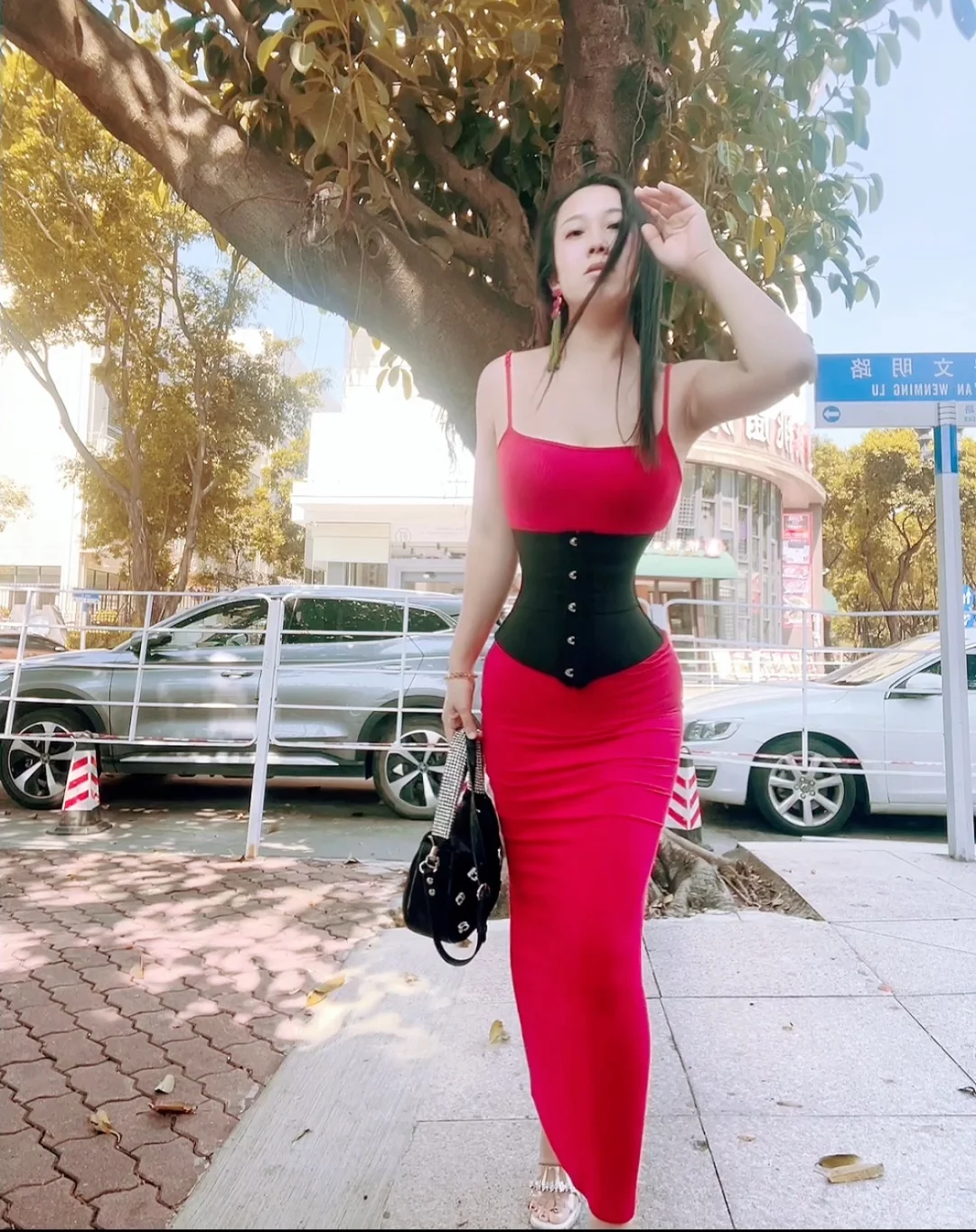 漫画腰臀比 沙漏身材束腰