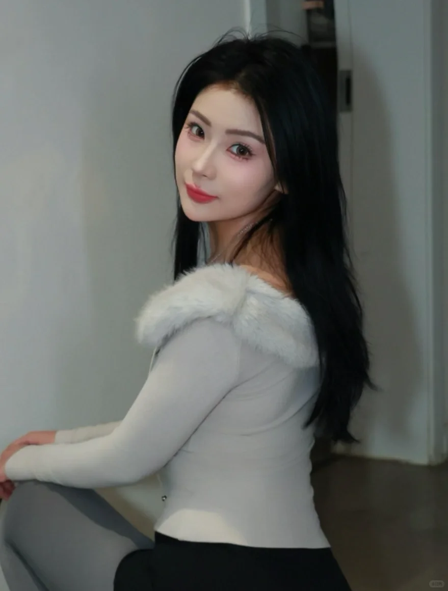 你温柔小姨是氛围感PDD美女穿搭