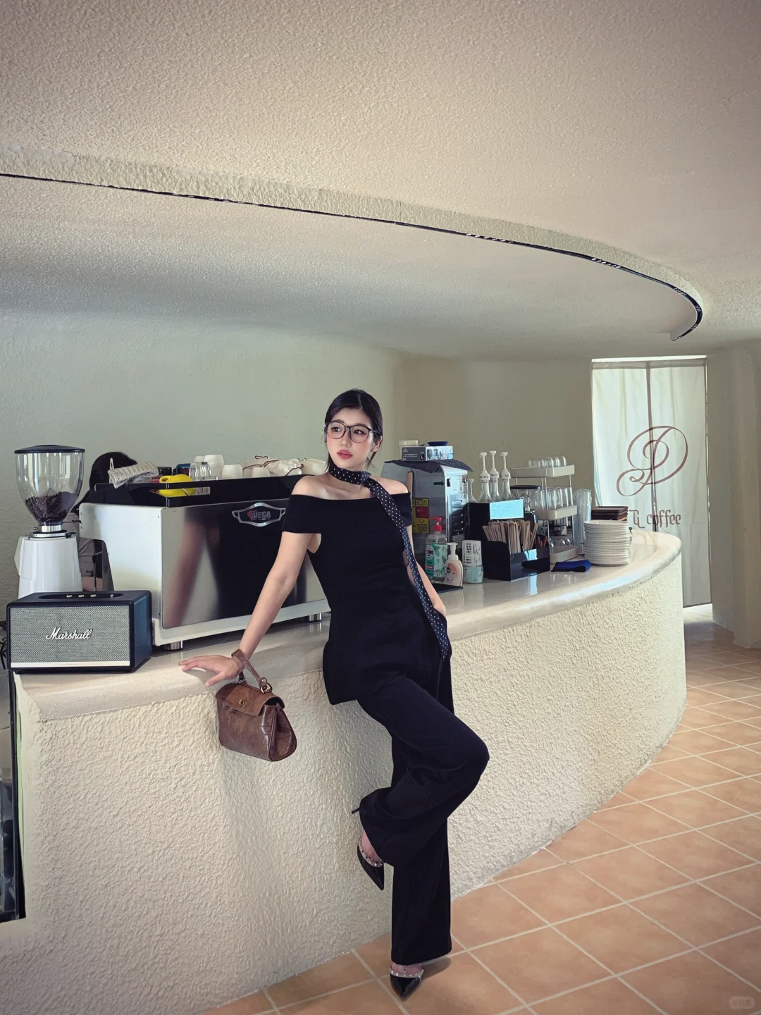 祝这个迷人的女人🎂