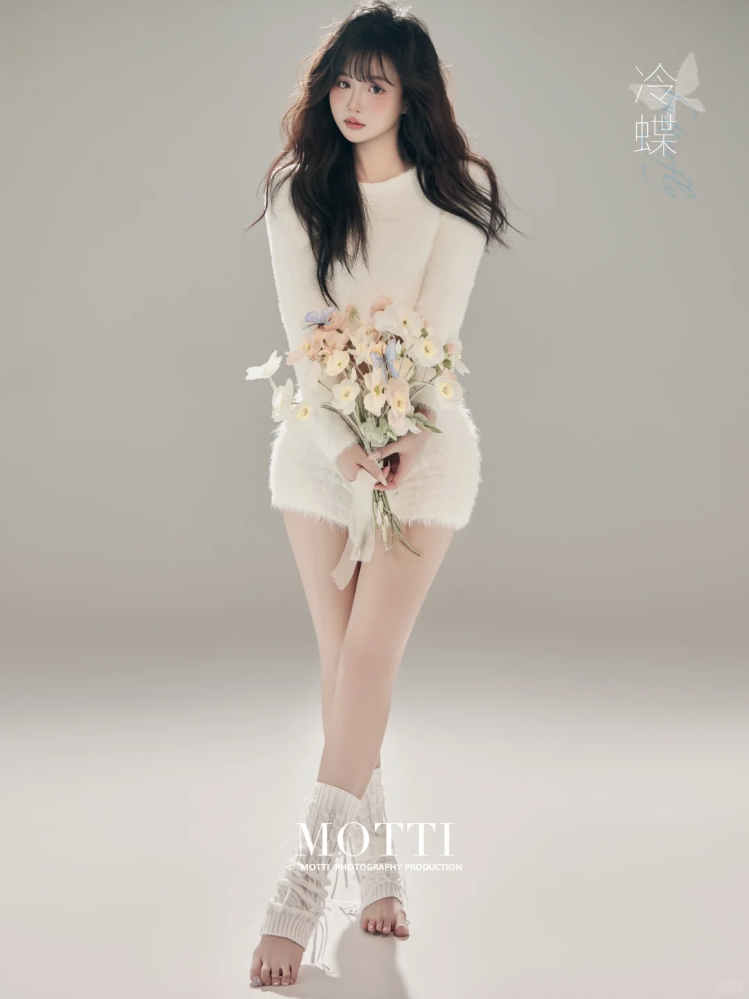 奶fufu的韩系写真🌸少女与鲜花撞了个满怀