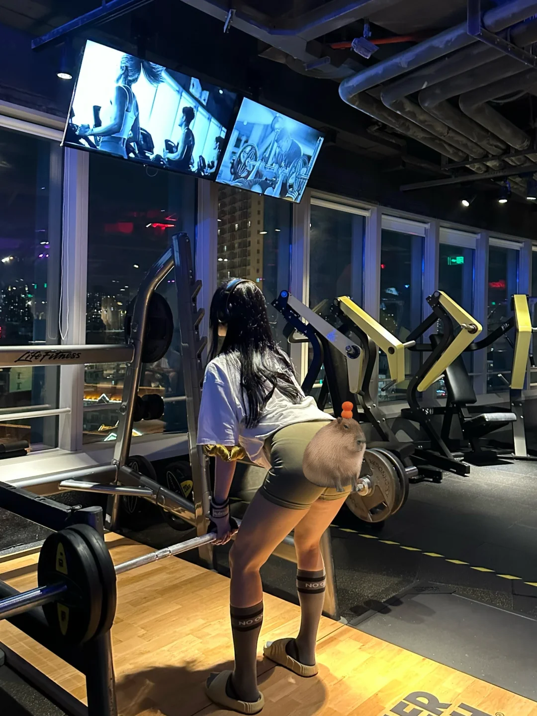✌️抢占健身房新的硬拉台！！！