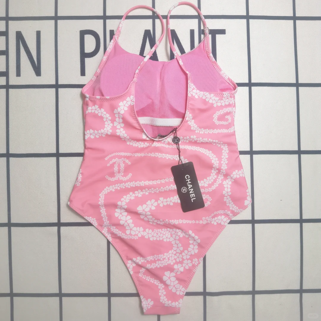 泳衣分享｜性感与优雅并存