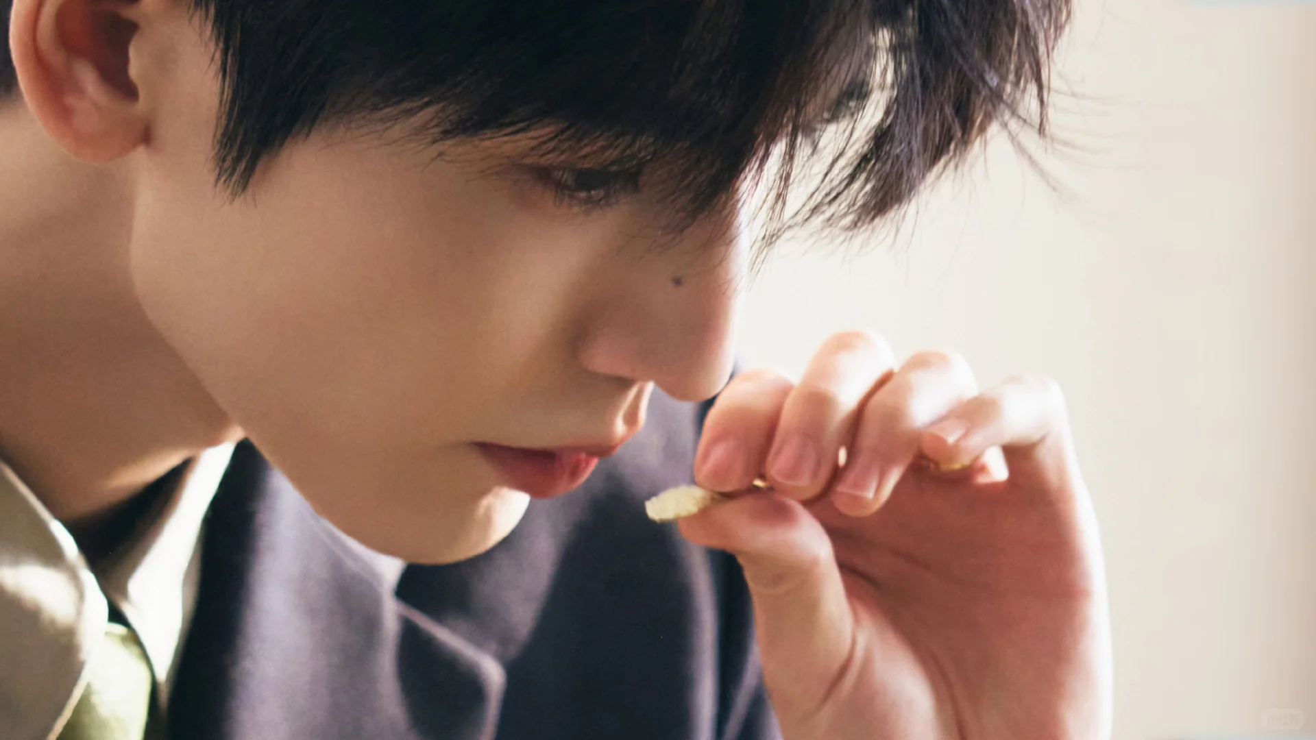 张凌赫横屏壁纸 平行视界修图分享第九弹