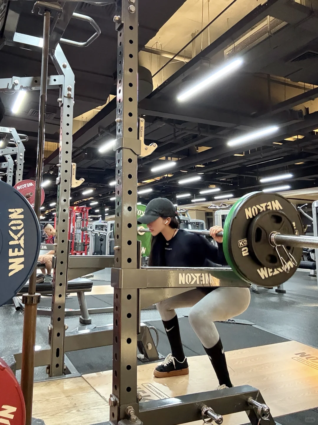 练完灯光下一站 都说像 superhero ?🦸 🤙🏿