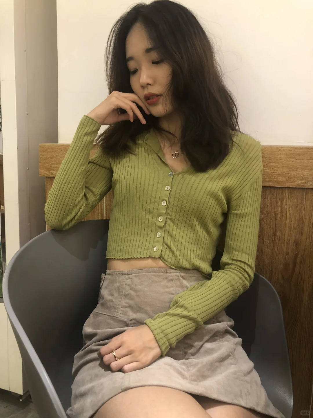 过来让姐姐看看