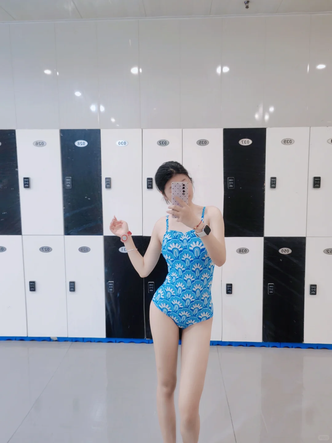 被自己美到（bushi）