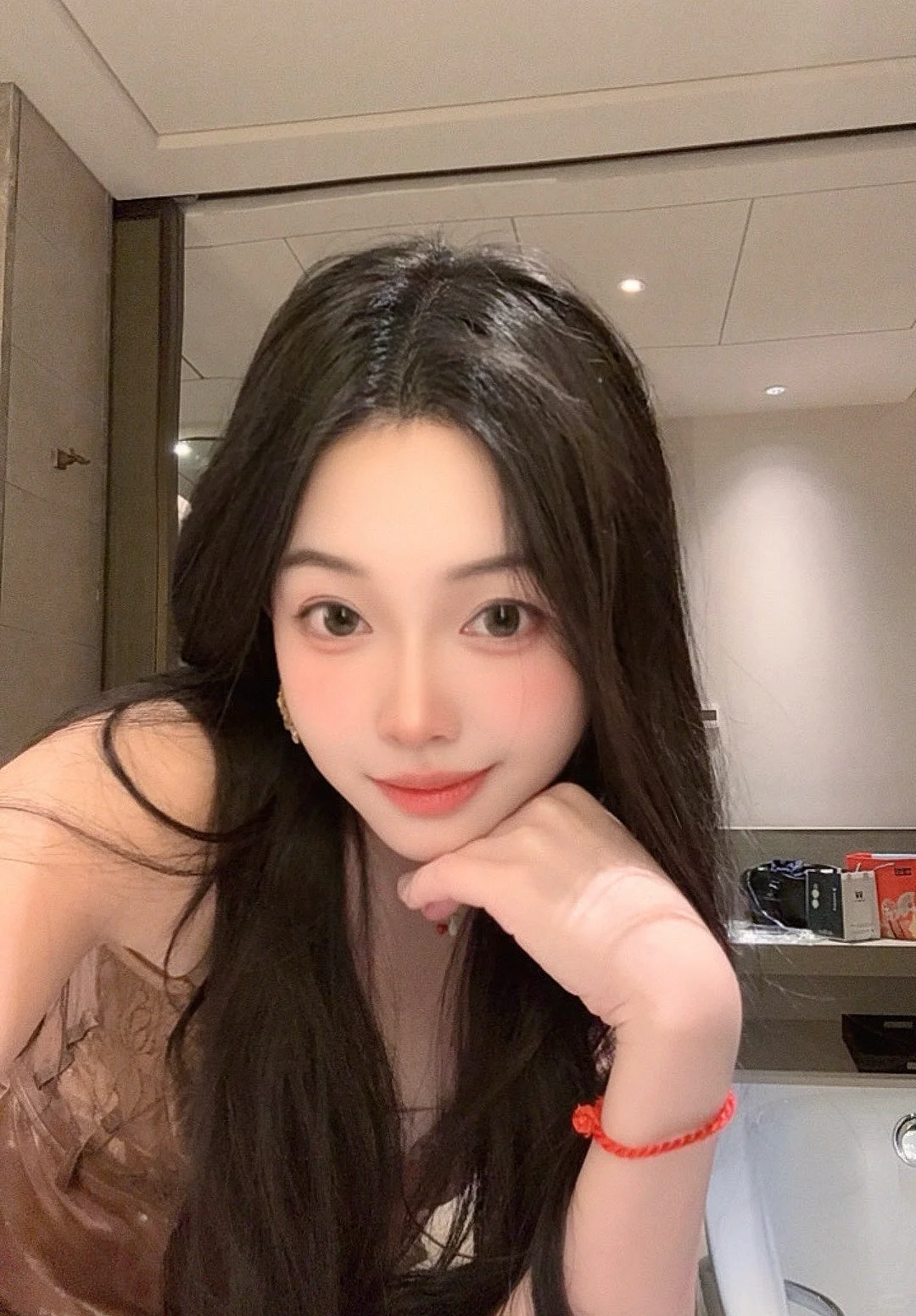 有容貌焦虑就打开美颜特效：