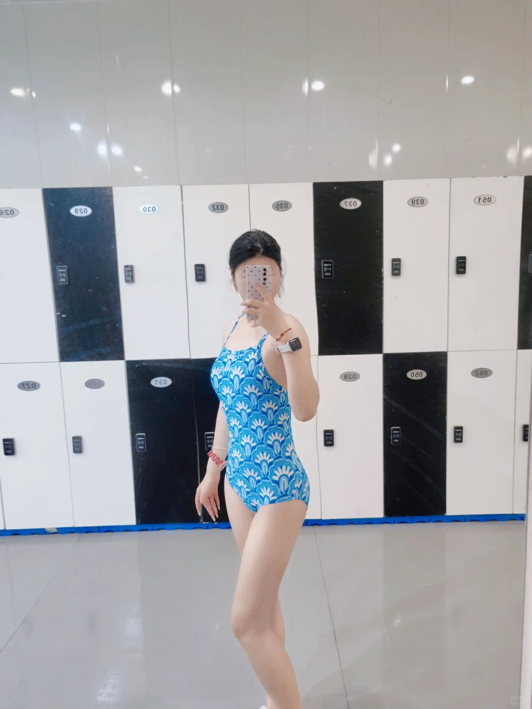 被自己美到（bushi）