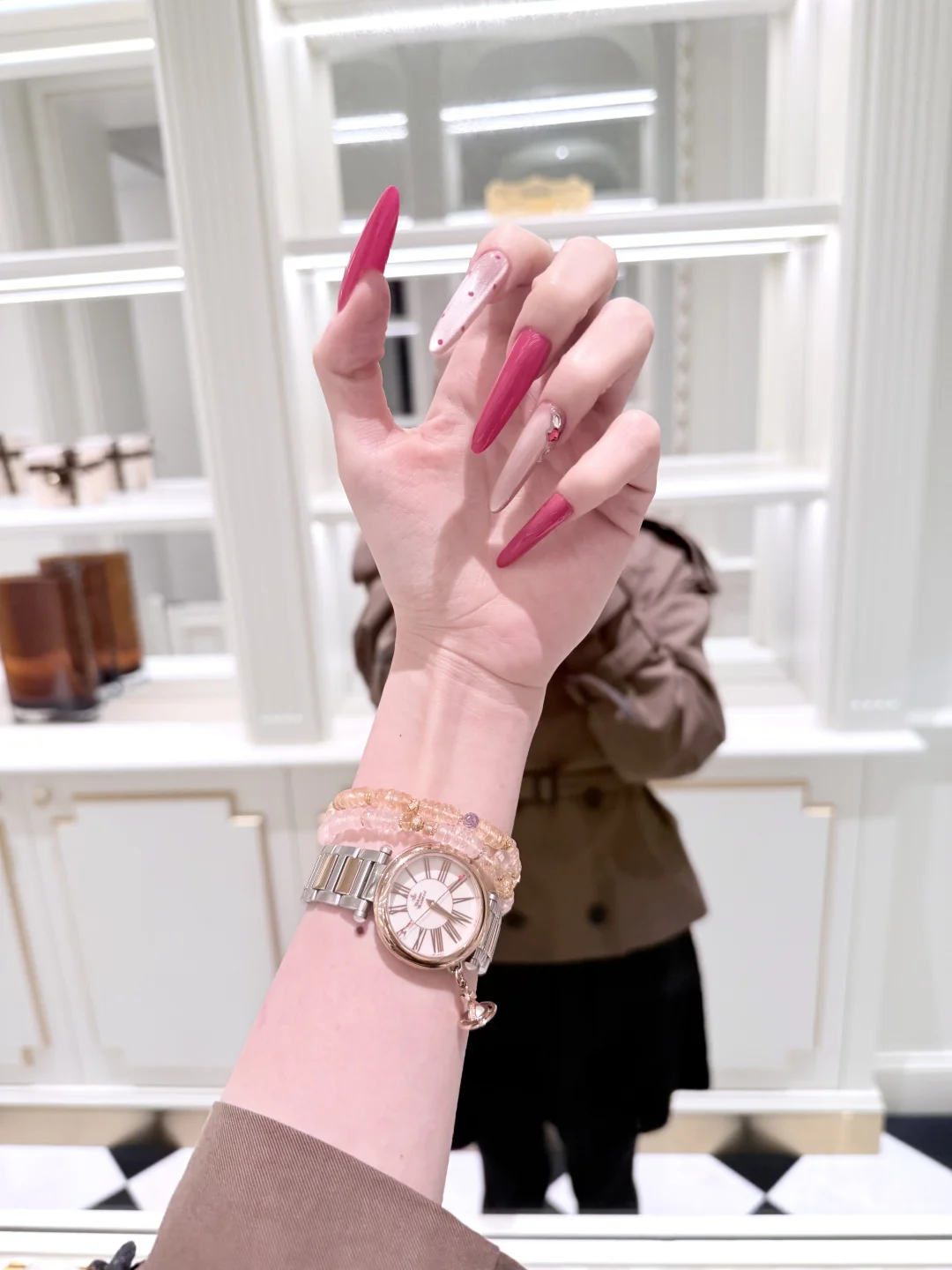 🩷New nali💅娇媚妲己的玫红色美甲～