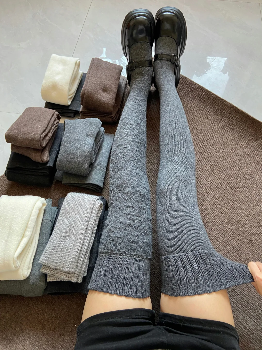 热晕了🥵10r+💰过膝袜真的是冬天的搭配好物