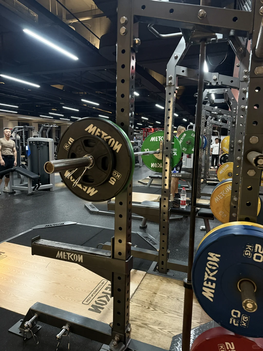 练完灯光下一站 都说像 superhero ?🦸 🤙🏿