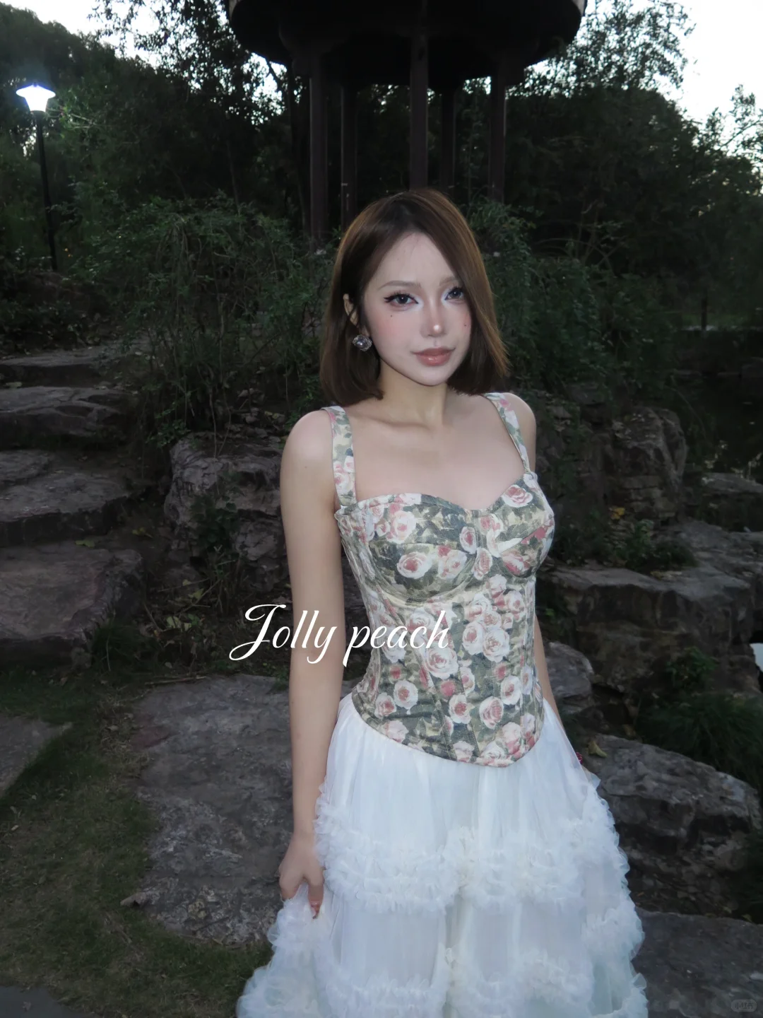 山茶缪斯｜新古典花卉鱼骨胸衣