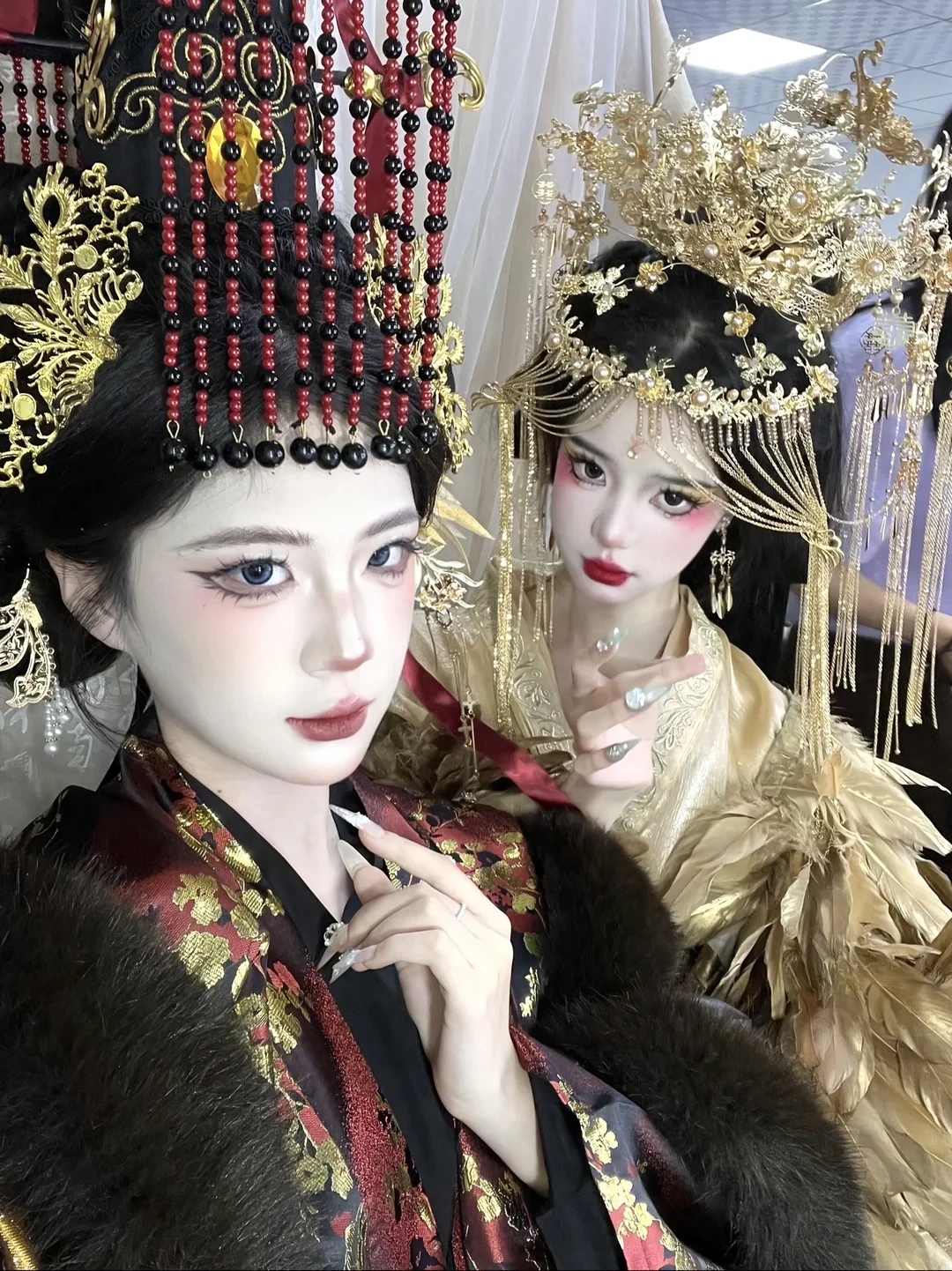 闺蜜写真｜权倾天下的女帝和她的绝美宠妃。