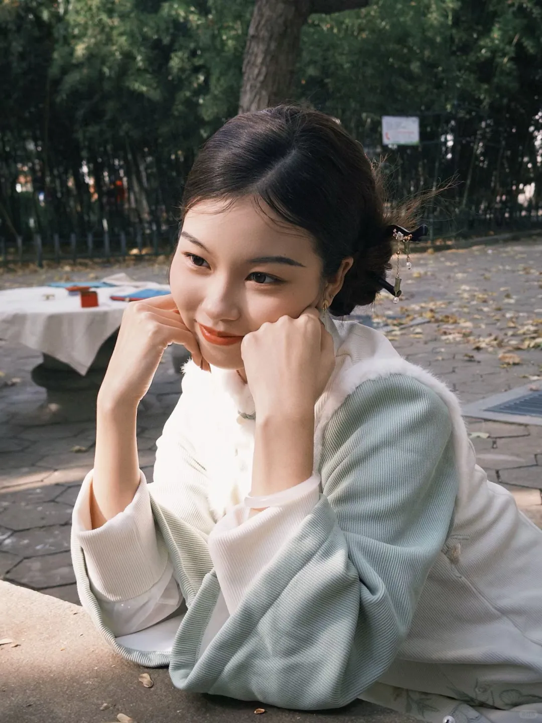 爱惨了我的旗袍外景🤍💚