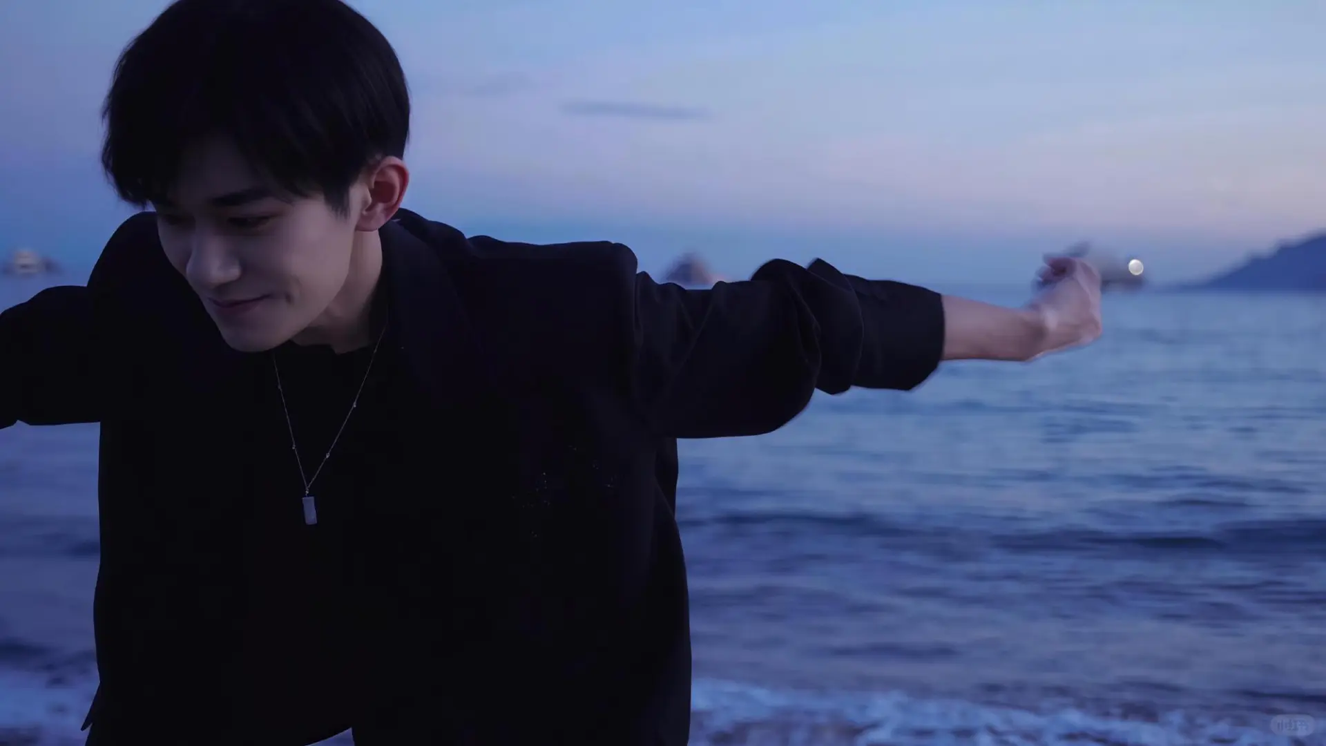 易烊千玺 iPad 电脑壁纸