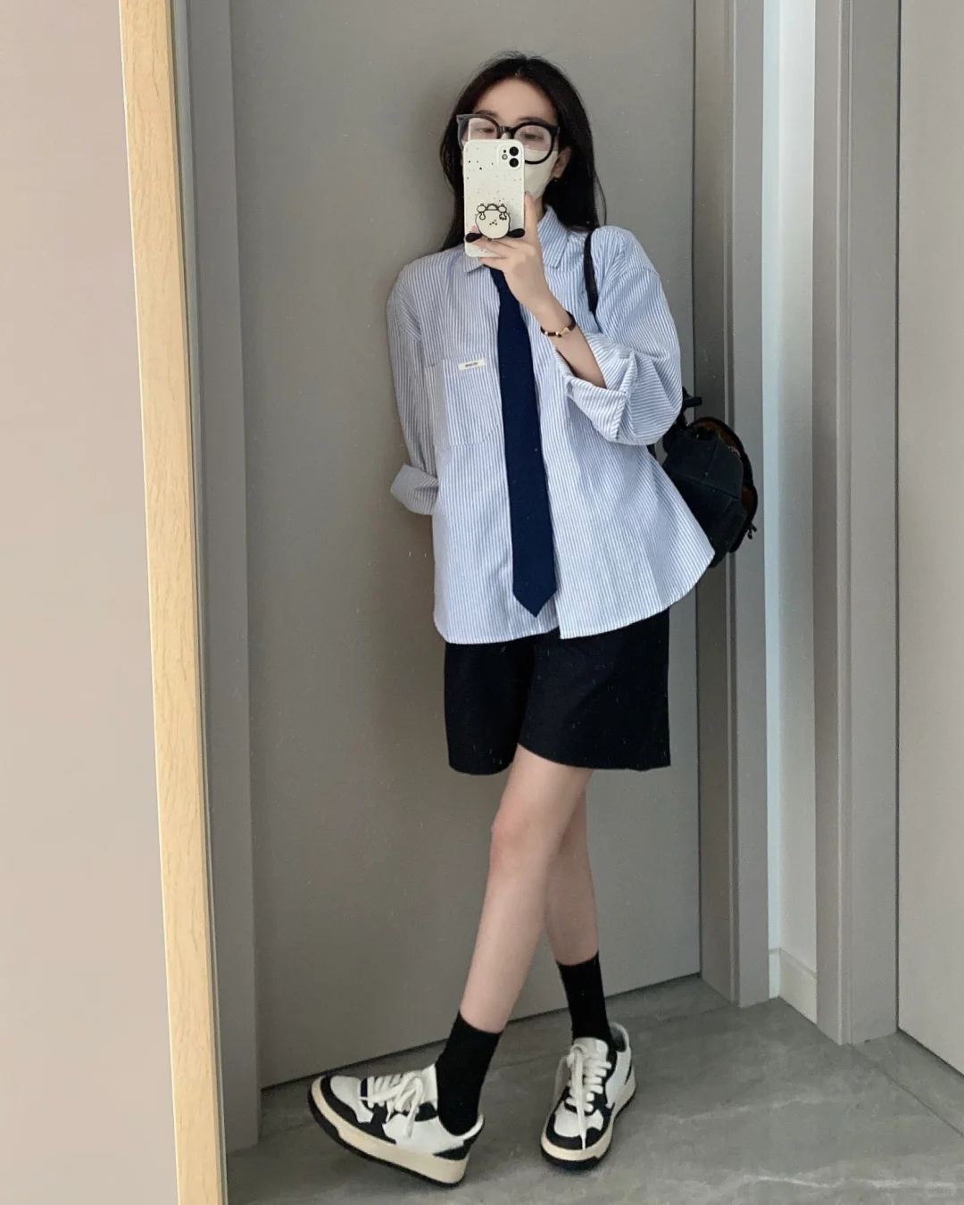 青春女高也就这样了吧（叉腰）