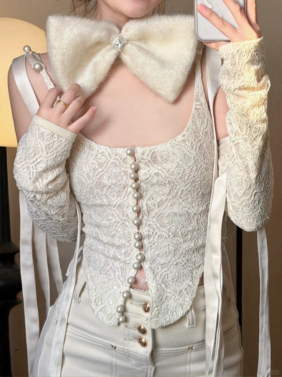 一眼就爱上的蕾丝吊带胸衣！！美的惊心动魄！