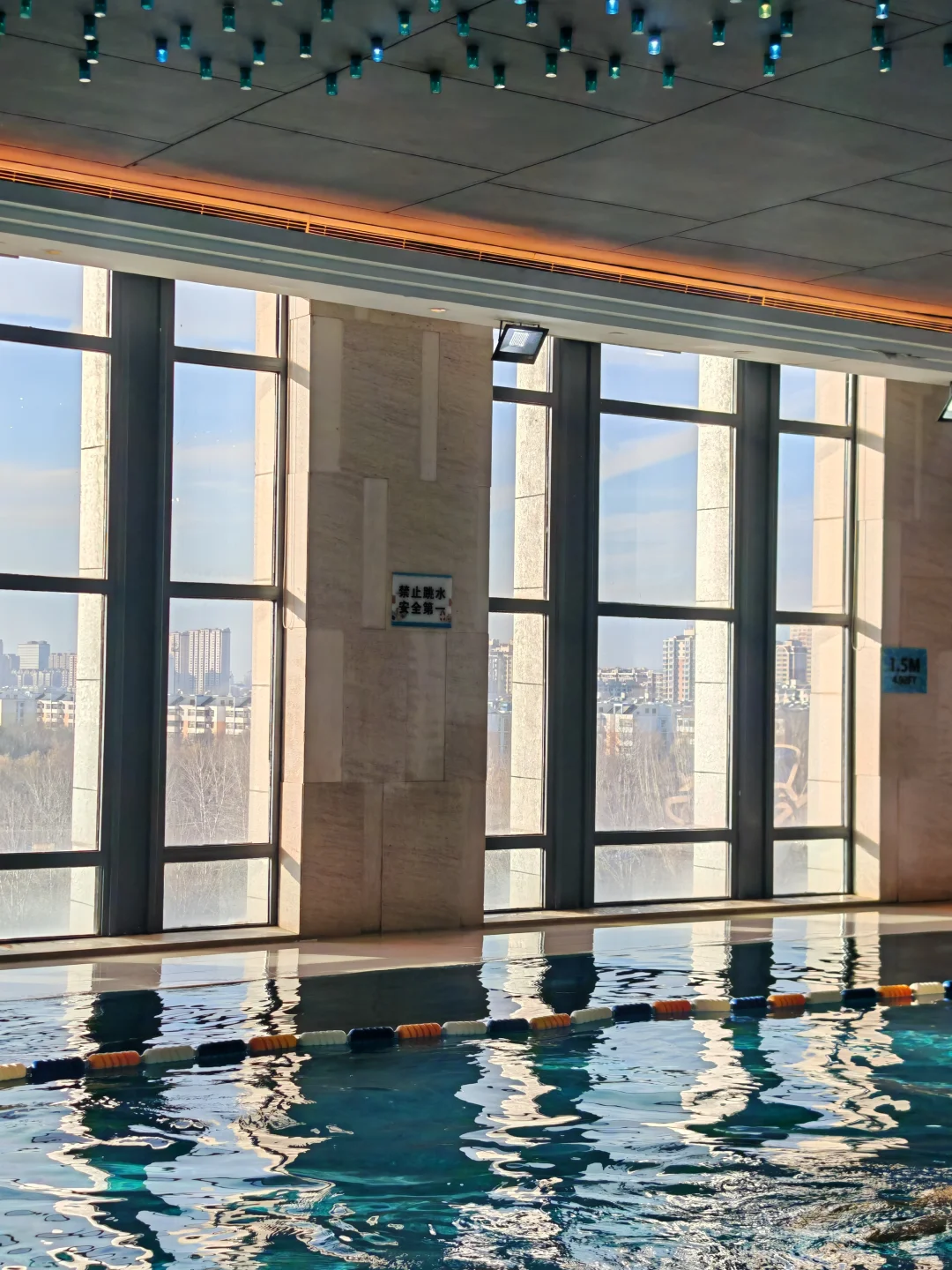 银川游泳教练蹲搭子！冬季学游泳超香💦