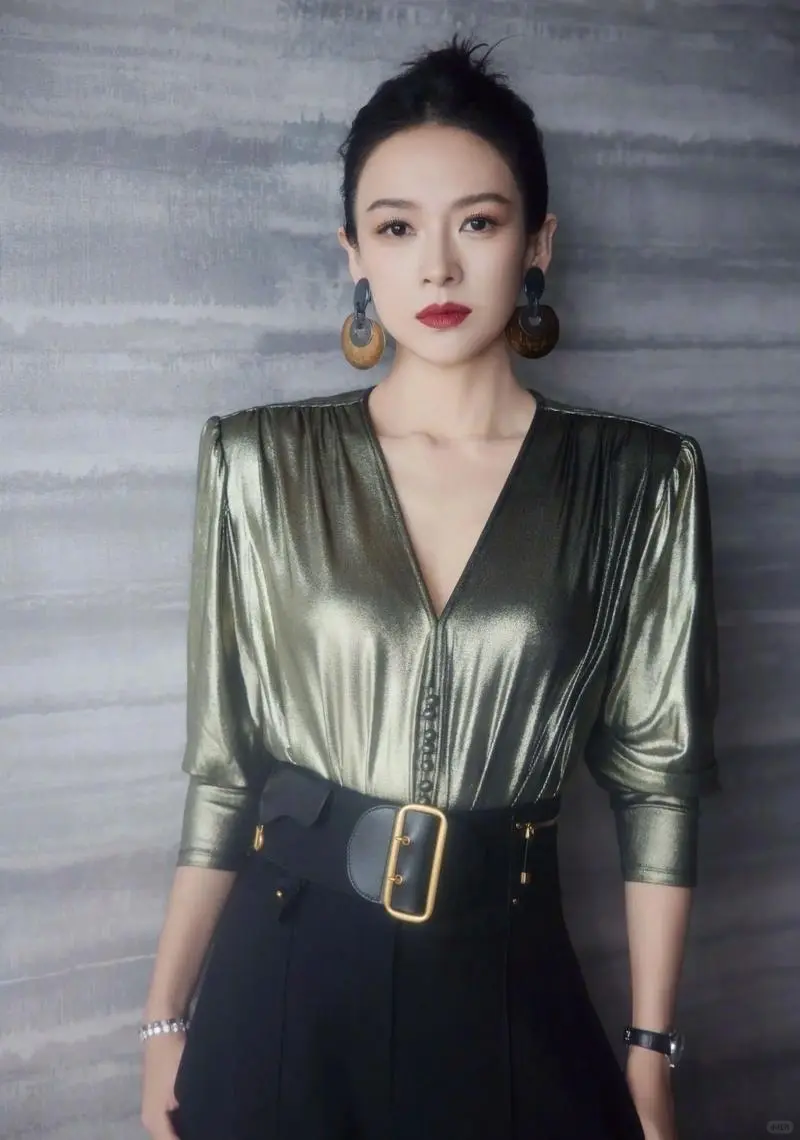 清纯谋女郎”到“狠劲影后”，章子怡