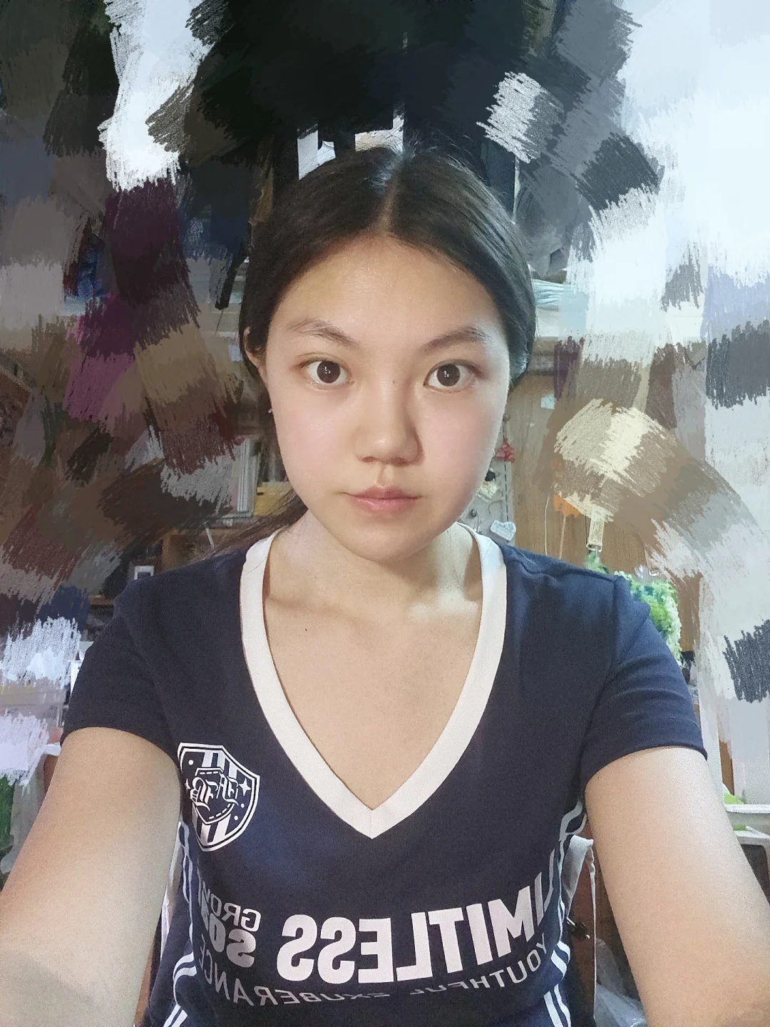 我不管！我素颜就是很好看！