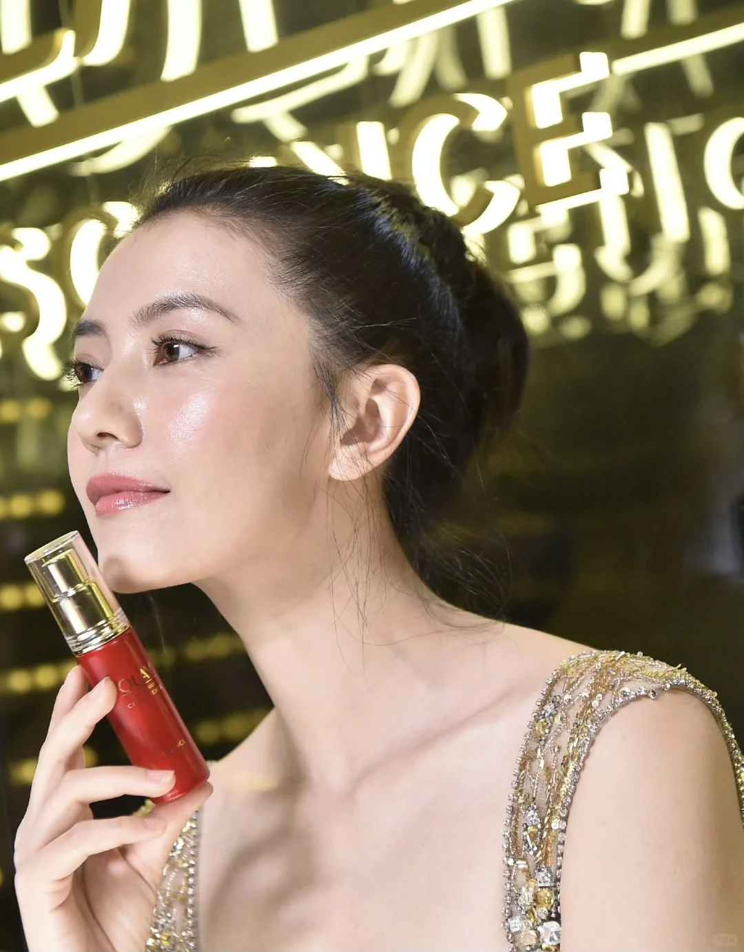 高圆圆🍷成熟风韵