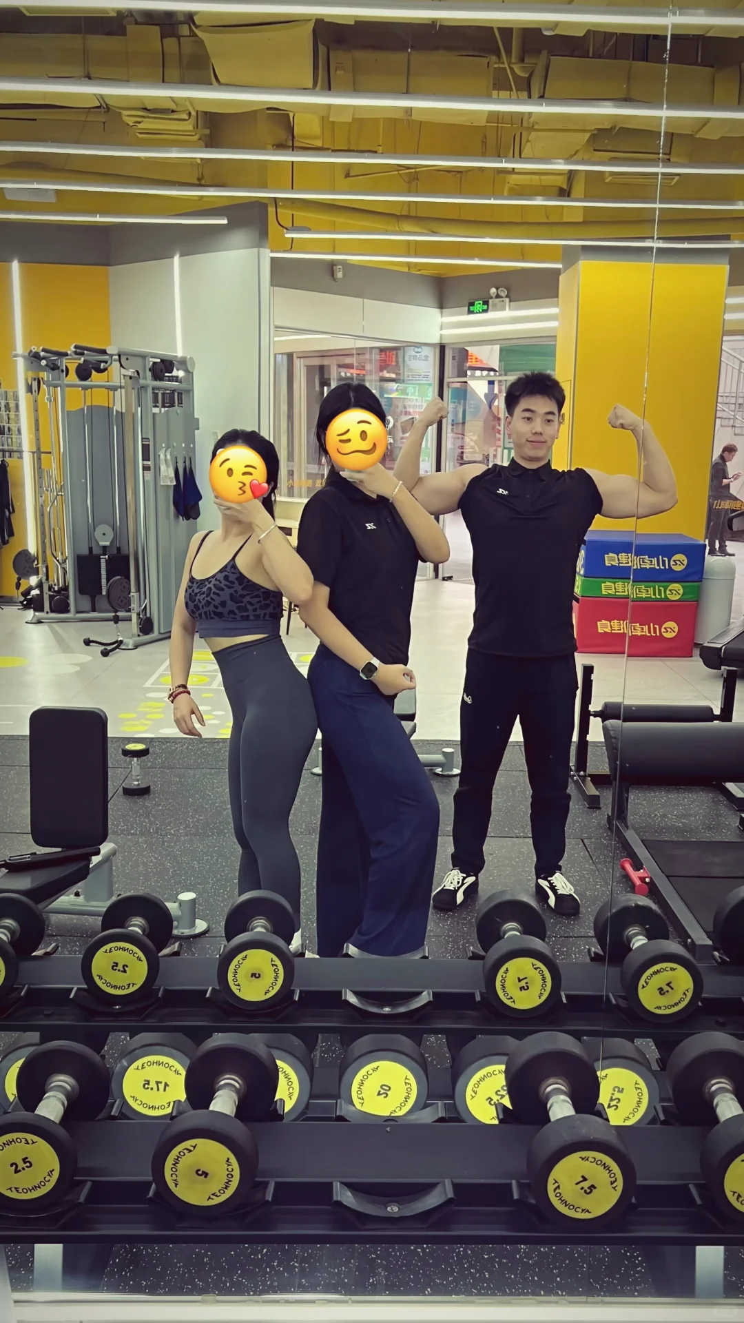 青岛女教练只带女会员！