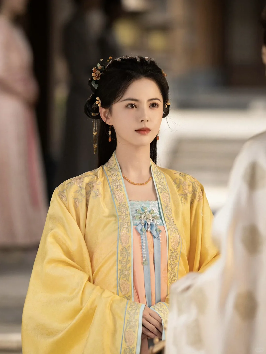 古装剧封神时刻✨女明星齐胸襦裙造型yyds