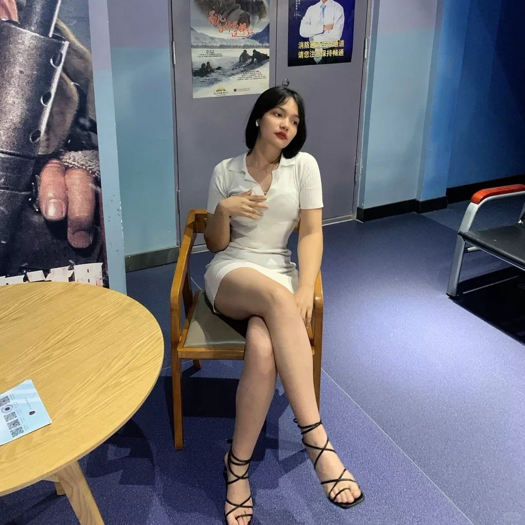 今天穿的很白月光白色白月光啊