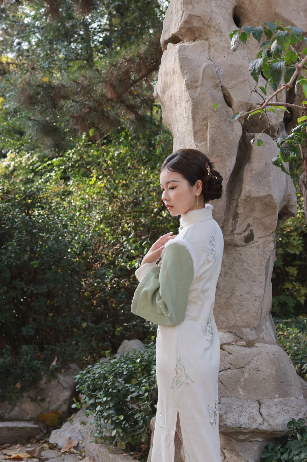 爱惨了我的旗袍外景🤍💚