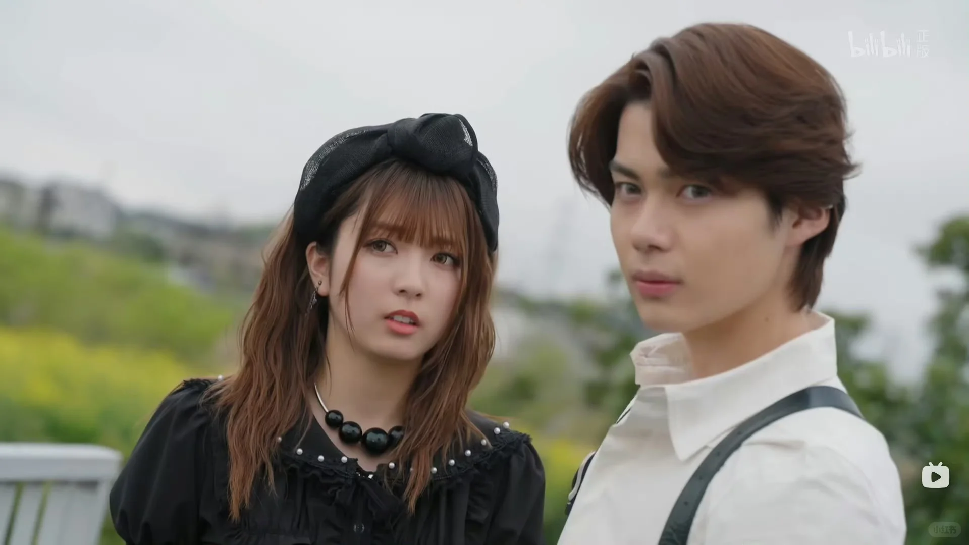 假面骑士ZZZ宁莫cp+宁梦黑裙白丝穿搭