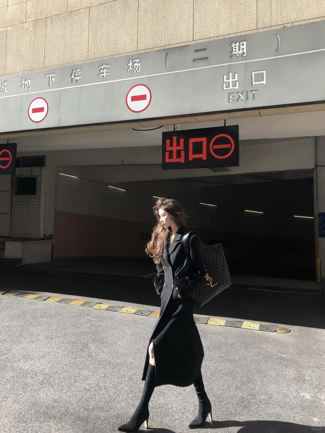 175｜秋冬大衣穿搭🖤♟️是美丽迷人的反派角色