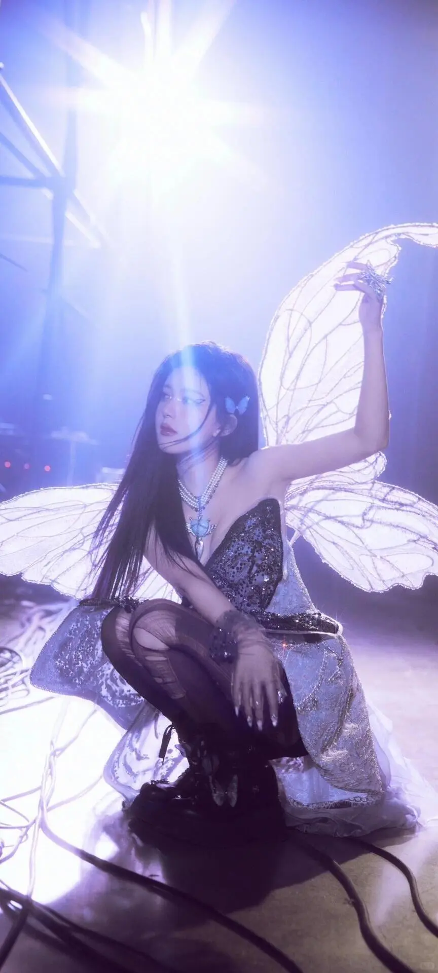 她真的好乖好美好迷人！