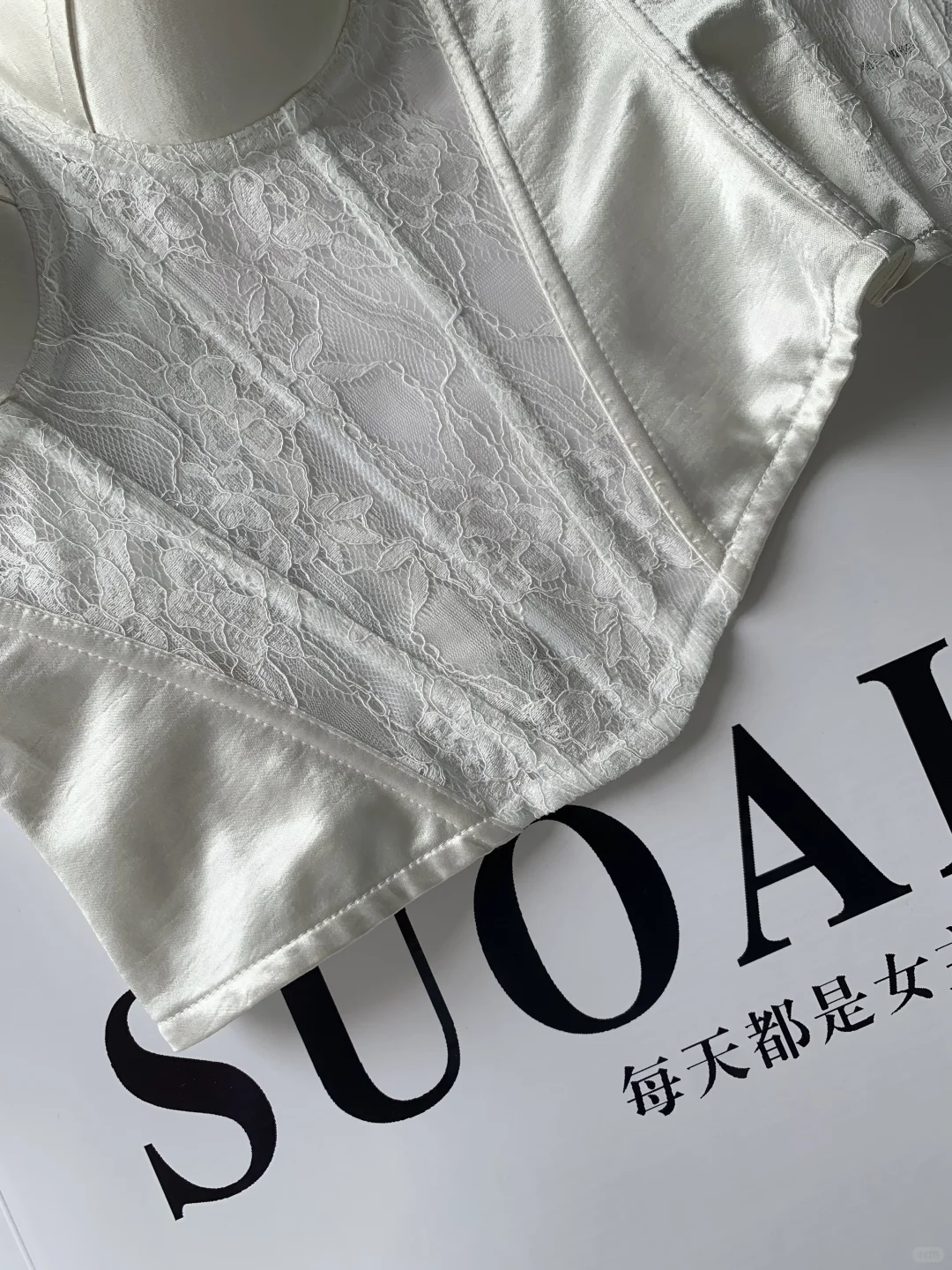 鱼骨胸衣新品｜选的面料超高级！快来看细节！！