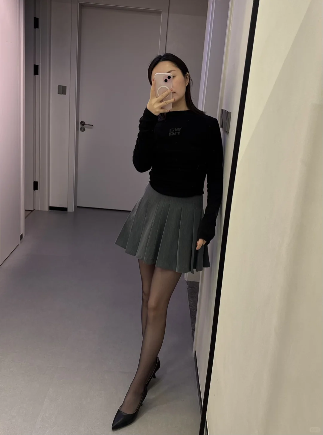 左滑今天穿这套好看吗