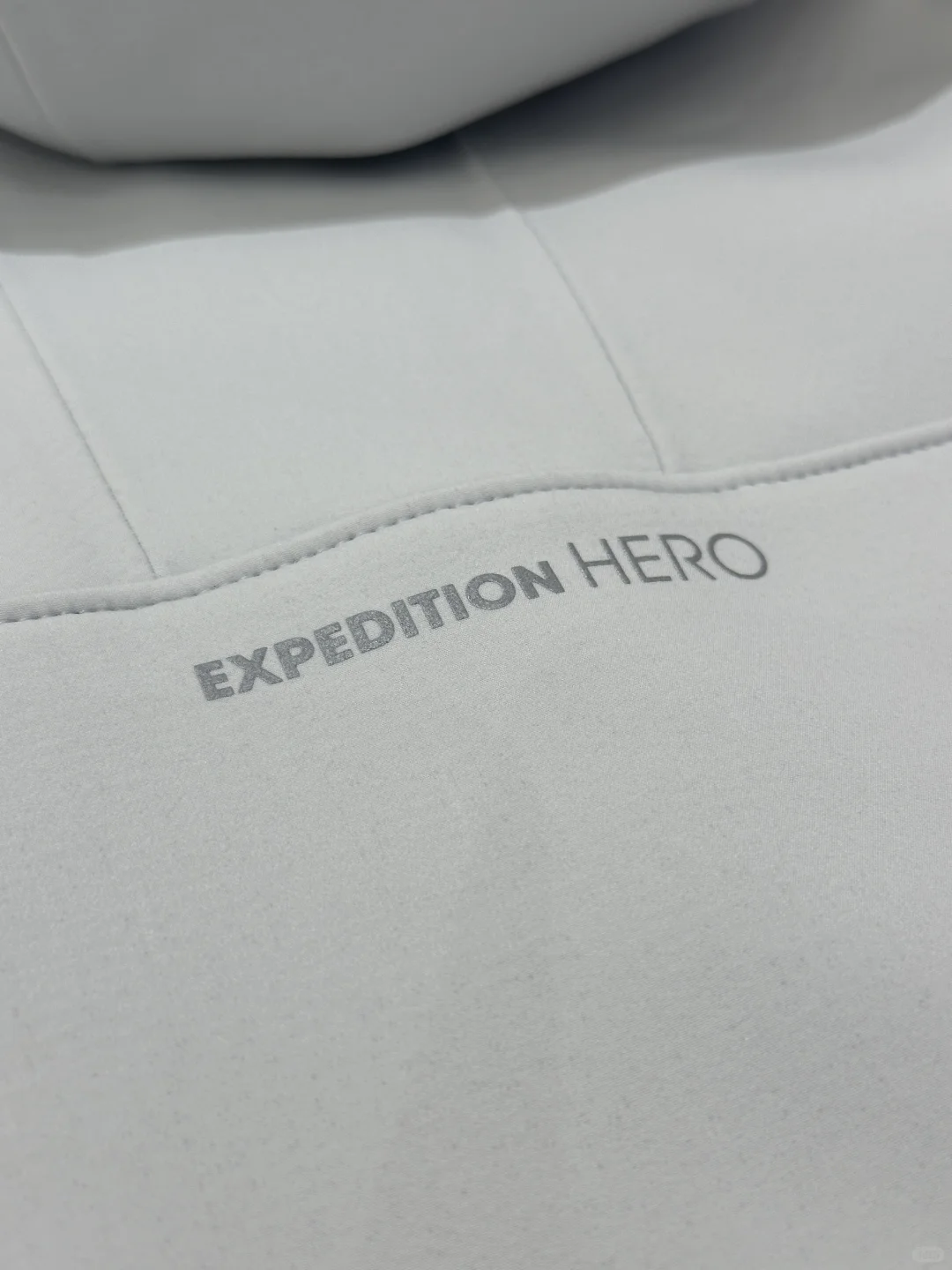 可隆女款软壳外套|可隆薄外套