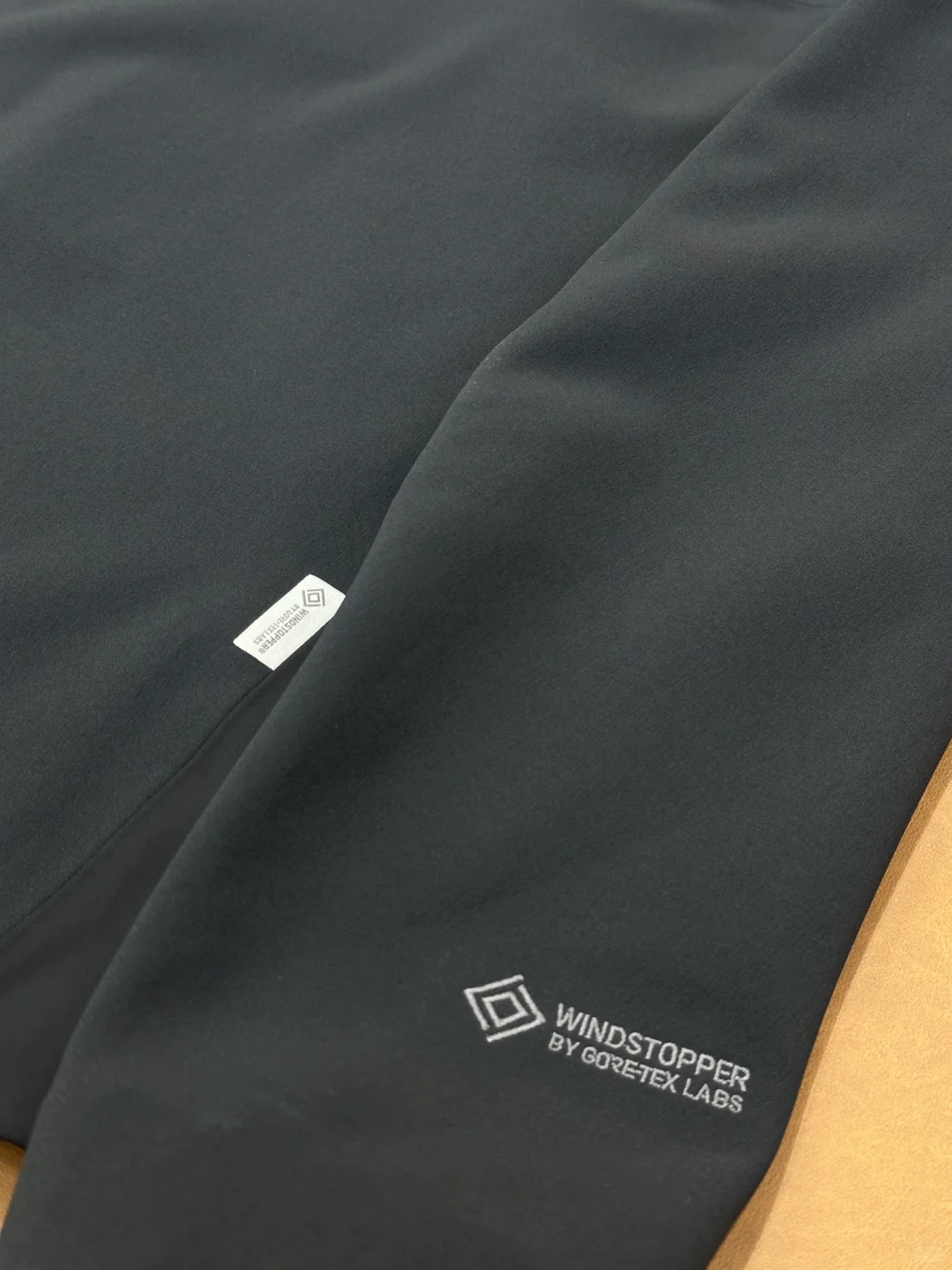 可隆女款软壳外套|可隆薄外套