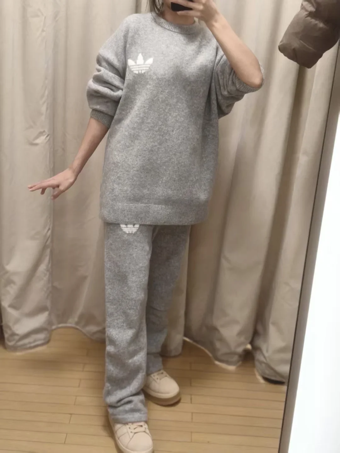 三叶草新款运动套装|灰色系搭配