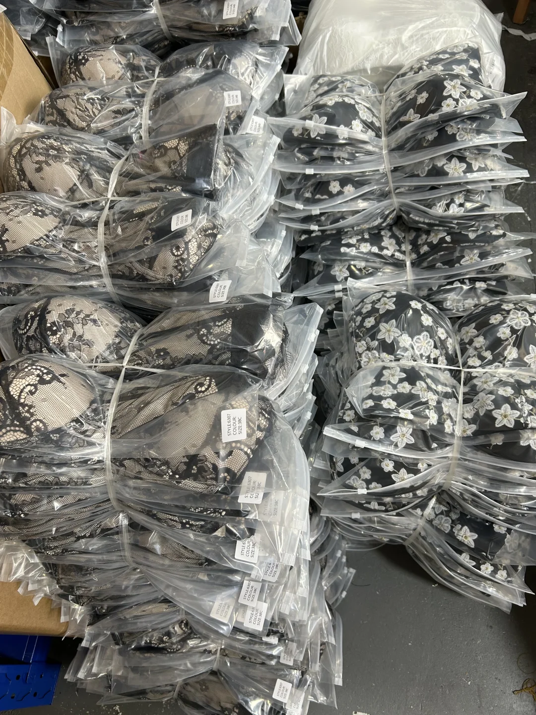 广州 ｜鱼骨胸衣工厂