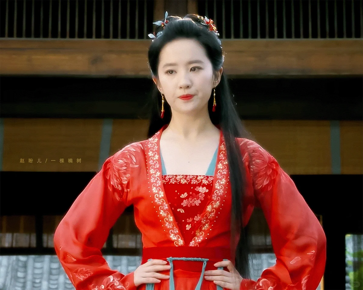 一颦一笑皆古典，刘亦菲是古装天花板吗？