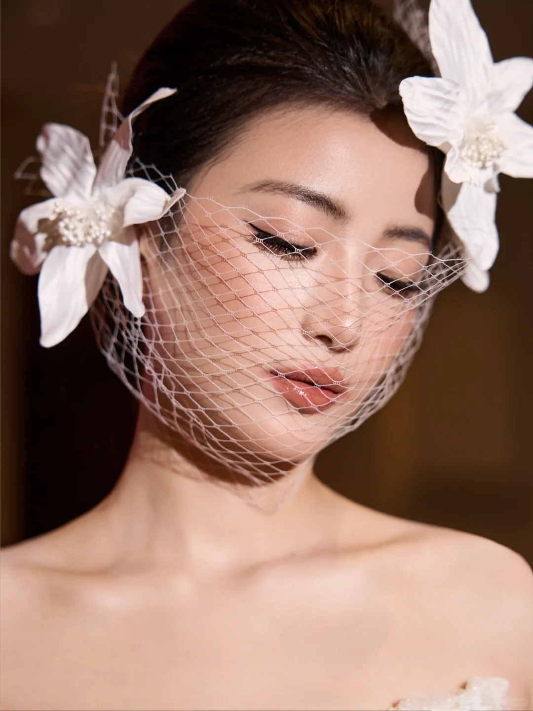 穿上了蕾丝婚纱｜怎么能拍的这么高级呢！