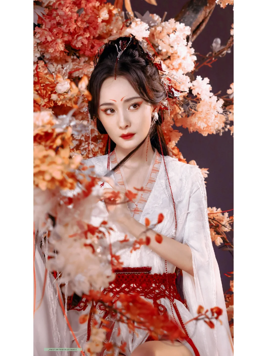 明艳和霸气从来都不冲突吧