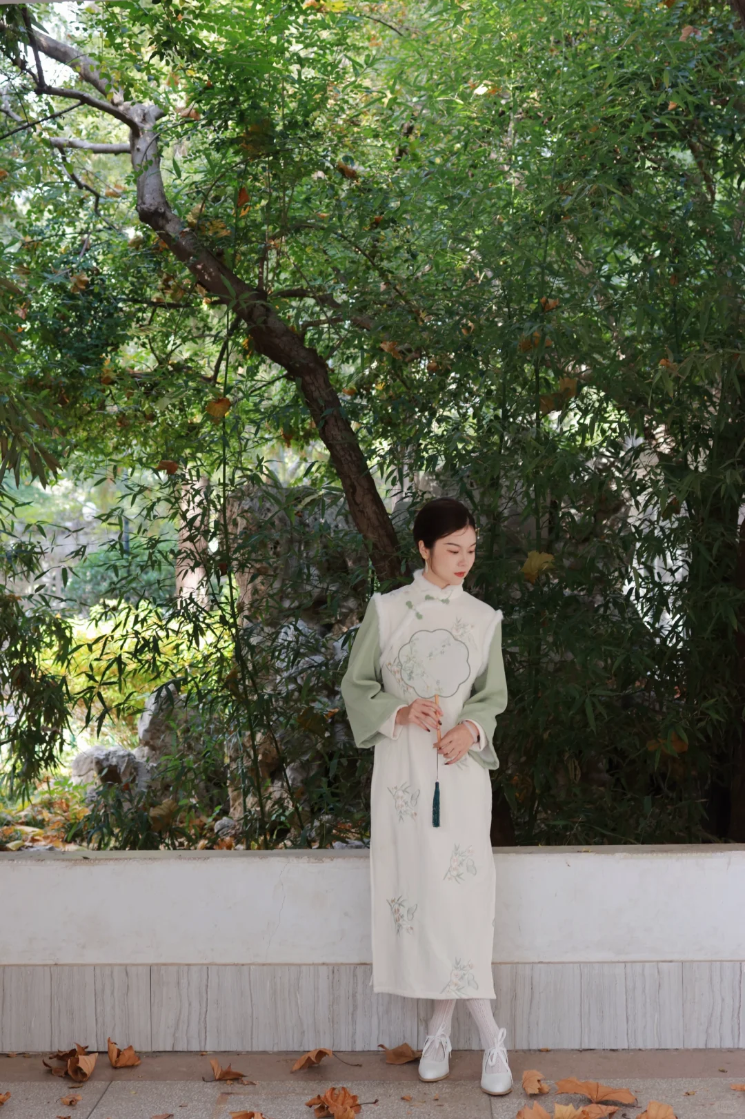 爱惨了我的旗袍外景🤍💚