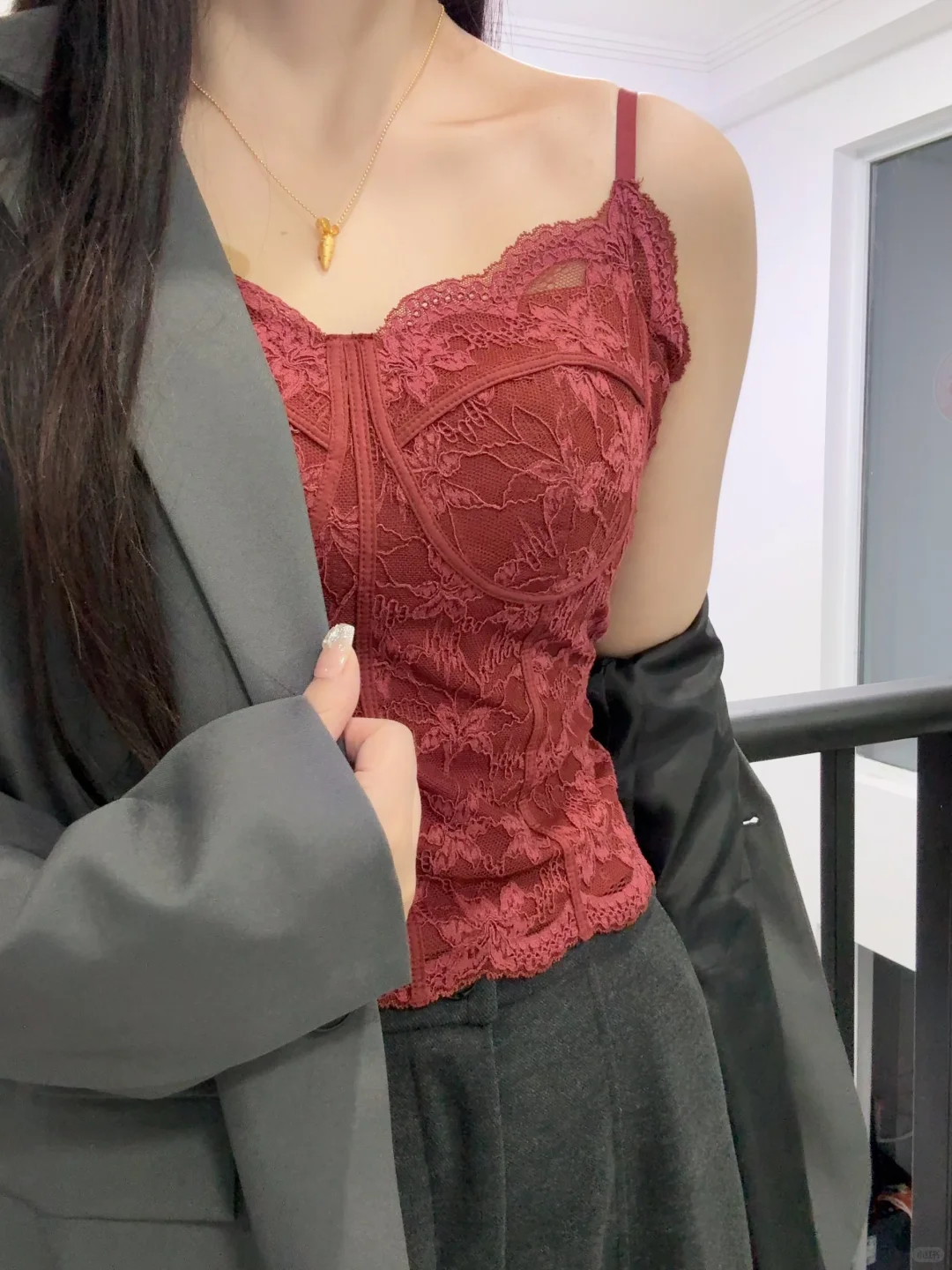 秋冬内搭封神！这鱼骨吊带氛围感直接拉满～