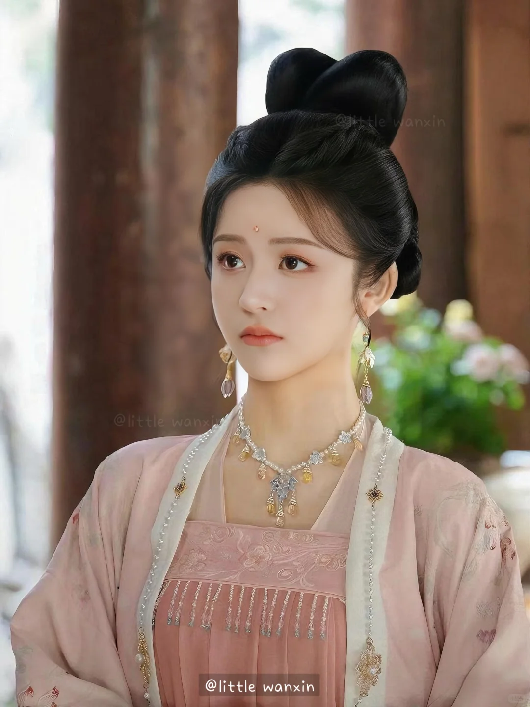 精致得像洋娃娃一样的 刘棠小姐姐