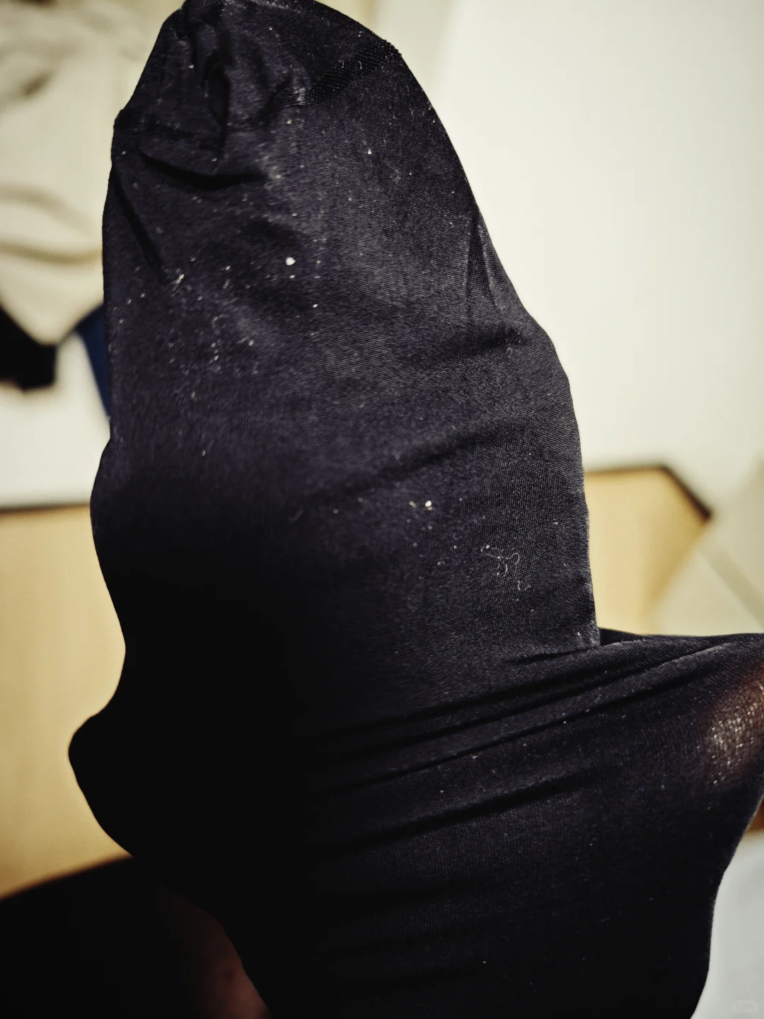 这是买到被穿过的丝袜了吗？