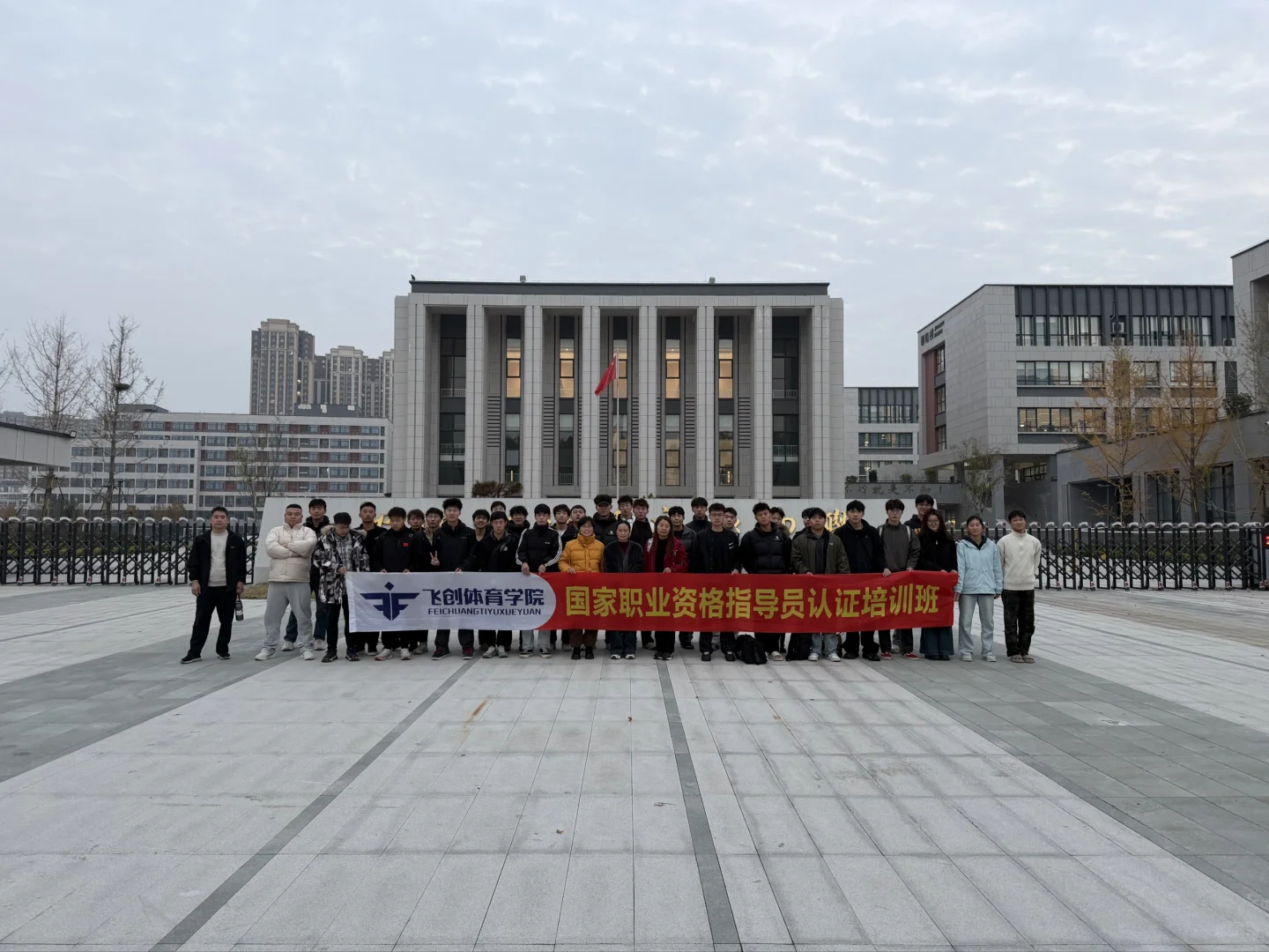 00后女大学生｜如何轻松成为游泳教练员