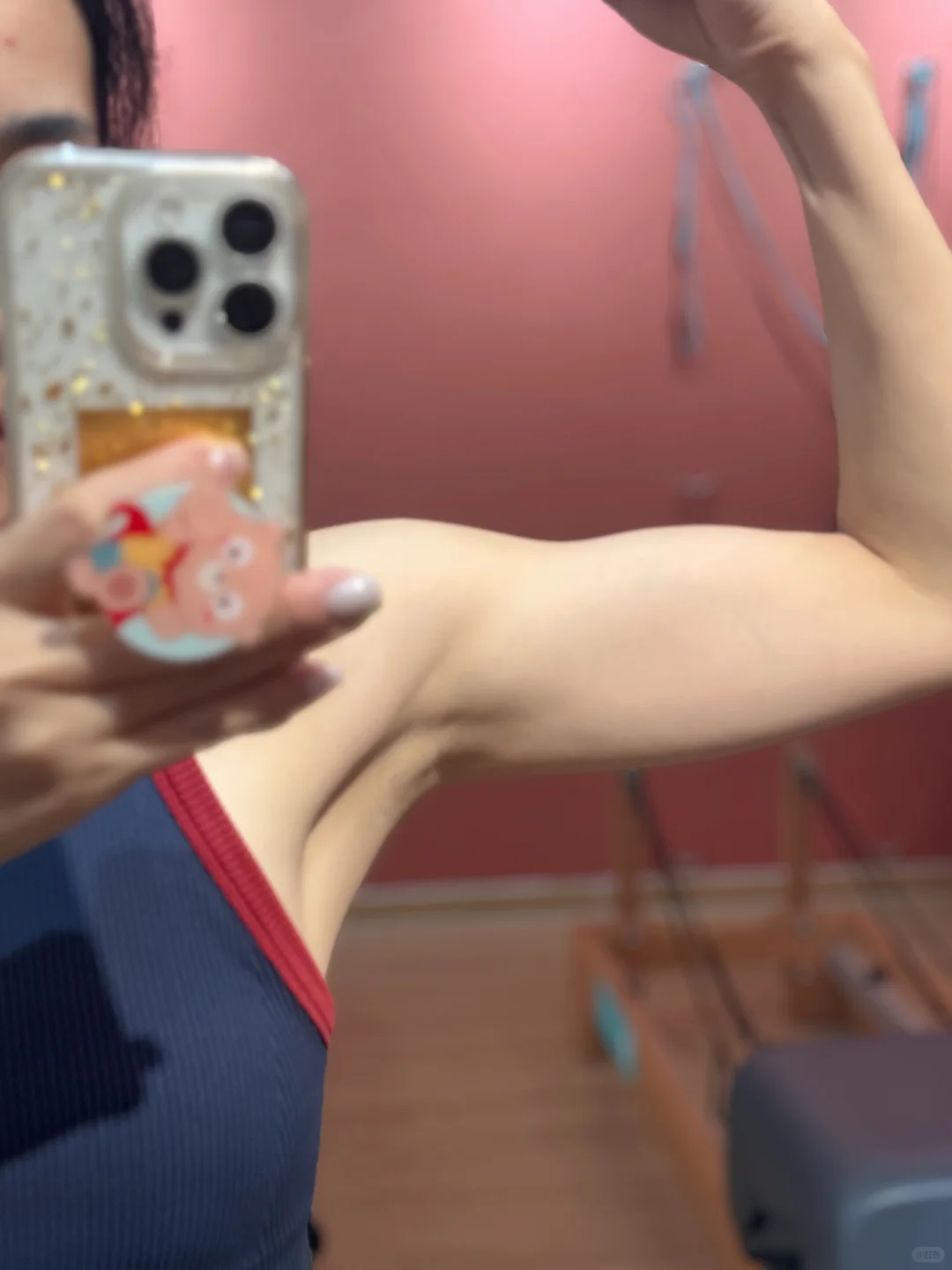 练啥拍啥🤪，自带线条感 😉