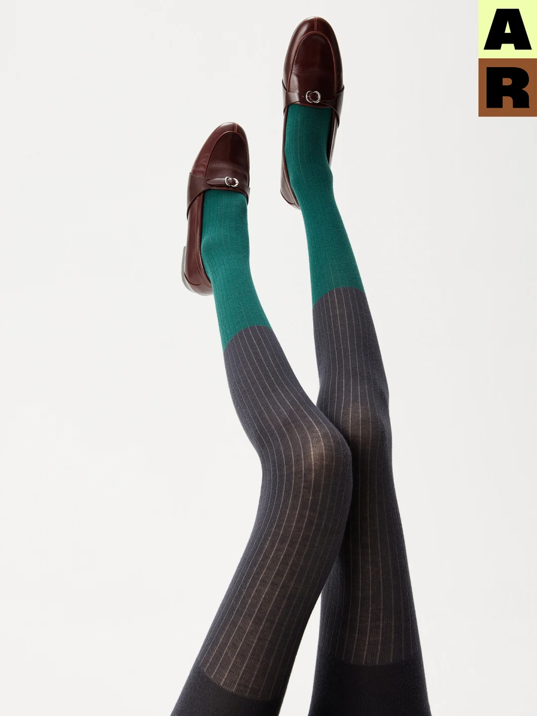 悠然花园｜秋日氛围，用拼接连裤袜「轻」打底