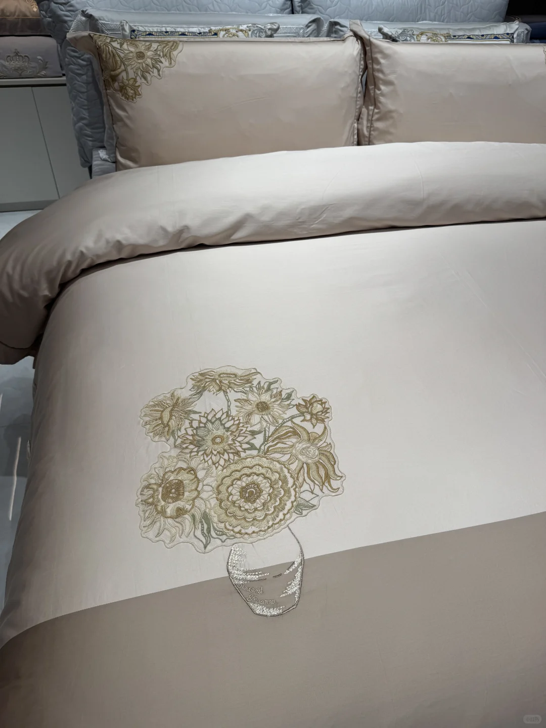 富安娜蕾丝系列四件套