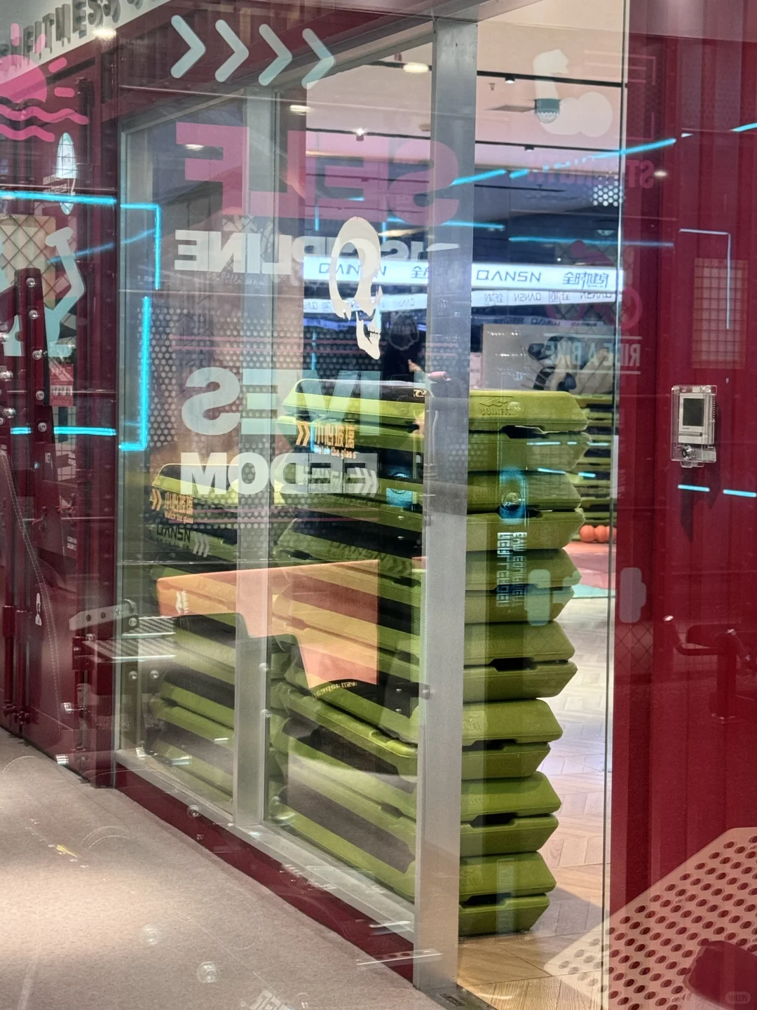 30+不婚女实录：上班搬砖，下班撸铁。